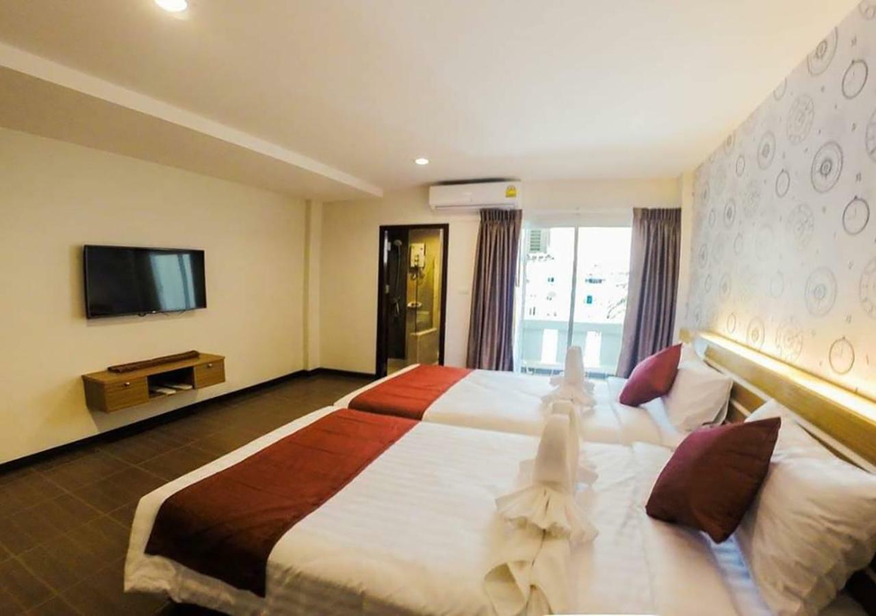 Tee Pak Dee Resident Phuket Hotel Bagian luar foto